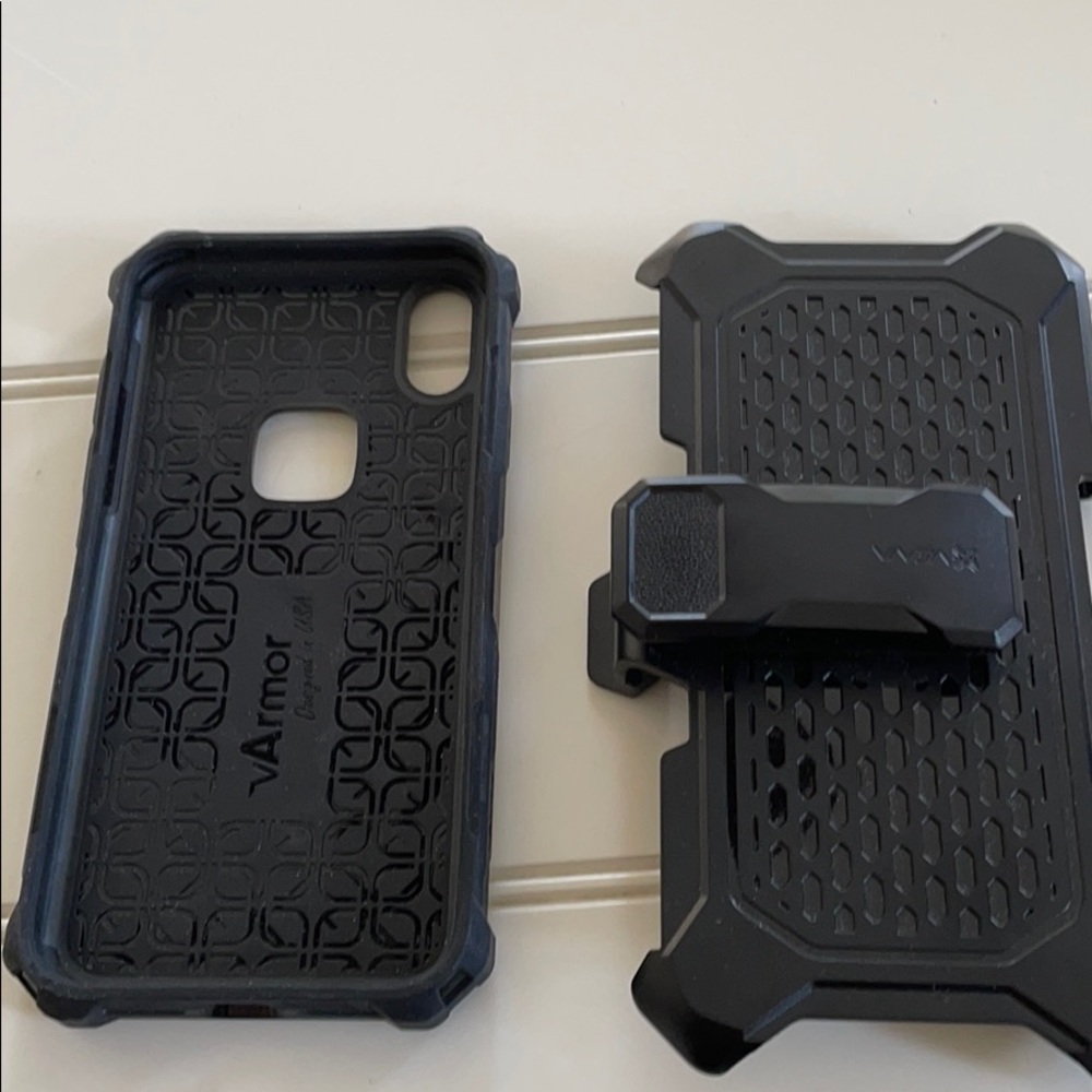 Phanny pack phone case for iPhone XR VenaVArmor